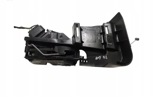 Ford Ranger Front door lock AB39-A21813-EA