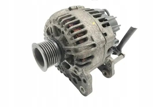 Volkswagen Golf V Generator/alternator 036903024H