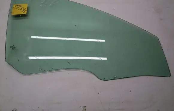 Citroen C5 Front door window glass four-door