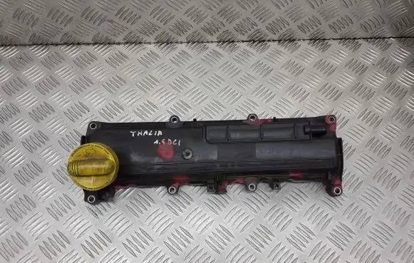 Renault Thalia I Rocker cam cover 8200608952