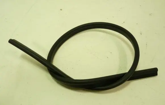 Skoda Kodiaq Engine compartment rubber 565823723
