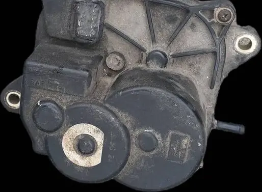 Nissan Navara D40 Gearbox-reducer motor 