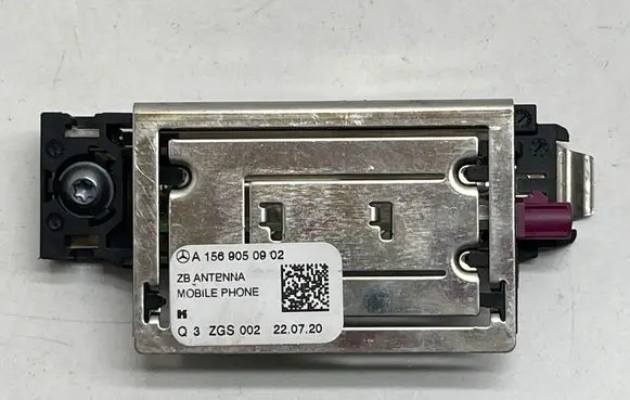 Mercedes-Benz A W177 Aerial antenna amplifier A1569050902 ZGS002