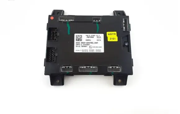 Tesla Model S Comfort/convenience module 101090700D A0747G02T 70040921