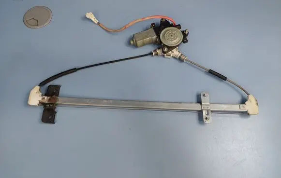 Suzuki Grand Vitara I Rear door window regulator with motor 8353065D00 0621008931