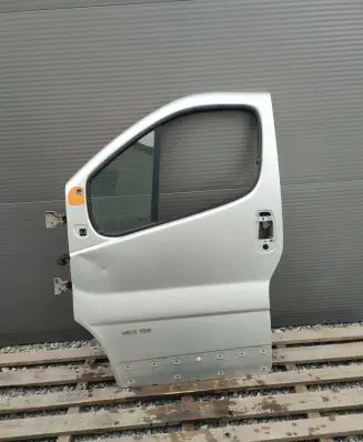 Renault Trafic II (X83) Front door
