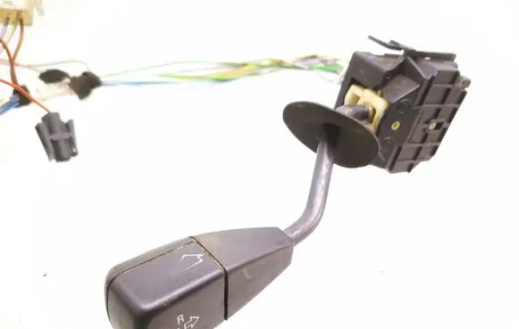 BMW 5 E34 Indicator stalk 1388469