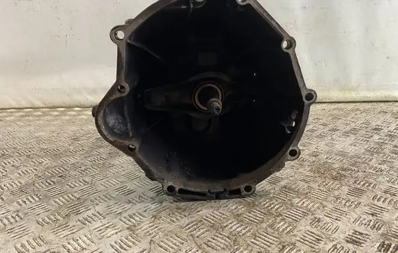 Manual 5 speed gearbox