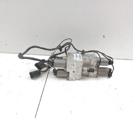 BMW X5 E70 Active stabilizer control/valve assembly 6794578 16115108H 9224415