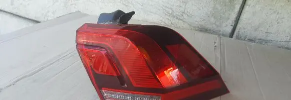 Volkswagen Tiguan Rear/tail lights 5NA945096D