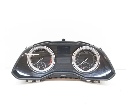 Skoda Superb B8 (3V) Speedometer (instrument cluster) 3V0920911B A2C1233250001