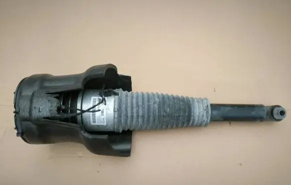 Audi A8 S8 D4 4H Rear shock absorber/damper 4H0616001AH 308613601