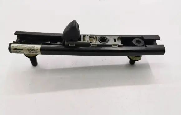 Chrysler Voyager Seat belt adjustment rail 04680460AI V244041
