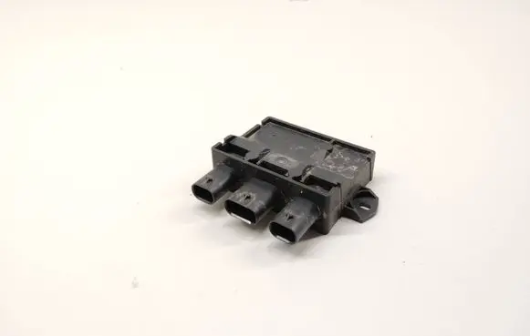 Volvo V60 Tailgate/trunk control unit/module 32137251 G70727100 2059S9WC114