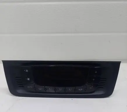 Seat Ibiza IV (6J,6P) Interior fan control switch 6J0820043 A2C53286417