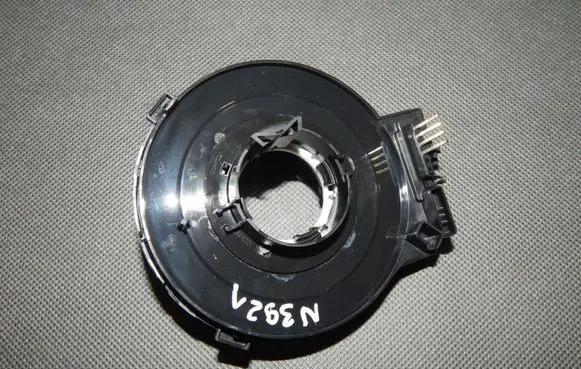 Audi TT TTS RS Mk3 8S Airbag slip ring squib (SRS ring) 8S1867271