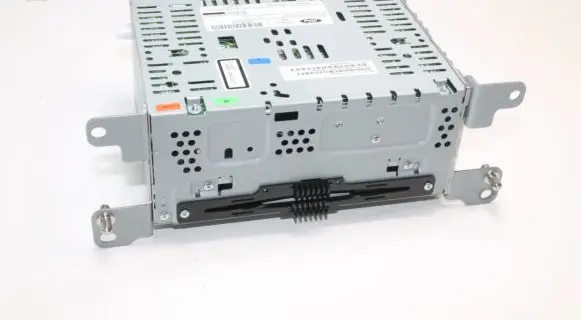 Ford Fusion Radio/CD/DVD/GPS head unit FS7T19C107YD