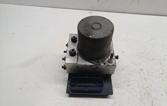 Audi A4 S4 B7 8E 8H ABS Pump 8E0910517D 8E0614517AK