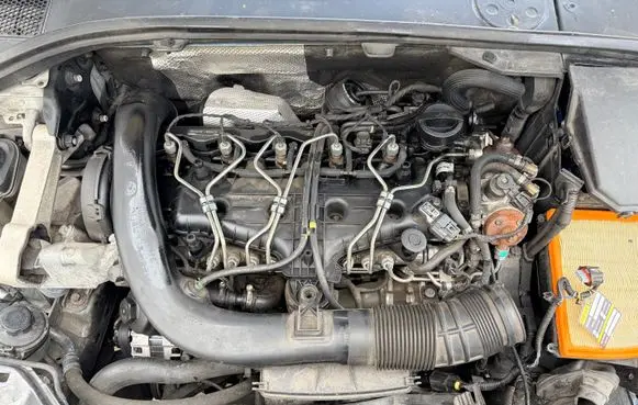 Volvo V70 Engine D5244T12