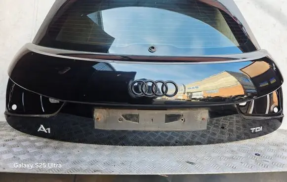 Tailgate/trunk/boot lid