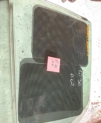 Renault Scenic I Front door window glass four-door 43R000464