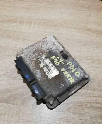 Volkswagen Polo III 6N 6N2 6NF Engine control unit/module ECU 038906013J
