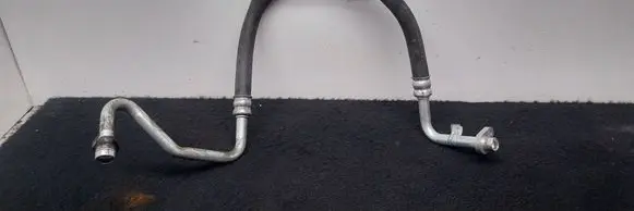 Renault Megane IV Air conditioning (A/C) pipe/hose 924549656R