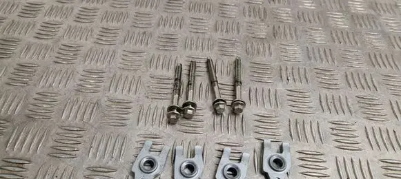 Fiat Talento Fuel Injector clamp holder 