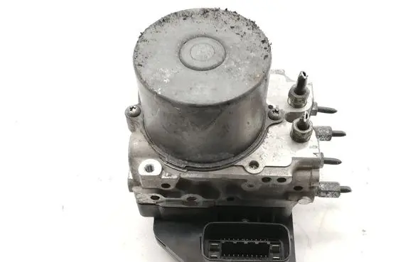 Mazda 6 ABS Pump K0089 GMM1437A0
