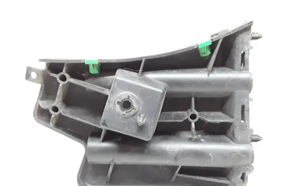 Volvo S60 Front bumper mounting bracket 30796625