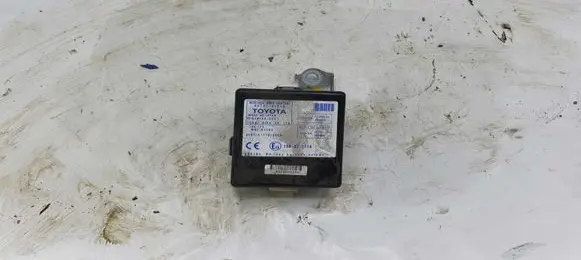 Toyota Corolla Verso E121 Door control unit/module 897410F010 61B168000