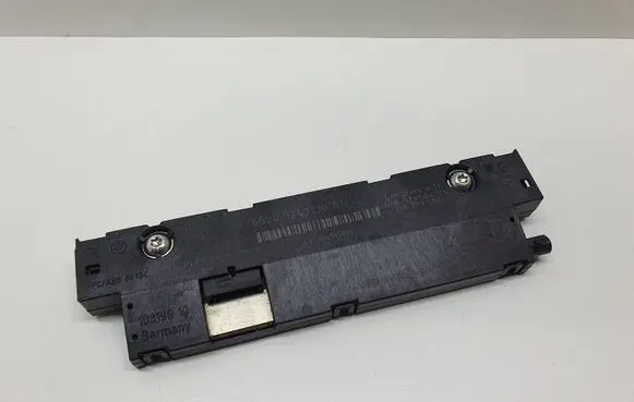 BMW 5 F10 F11 Antenna control unit 9247130 65209247130 6520924713001