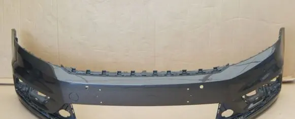 Volkswagen PASSAT B7 Front bumper 3AA807221C