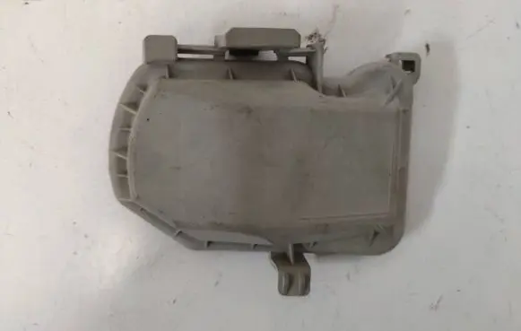 Toyota Avensis T250 Headlight/headlamp dust cover 16858