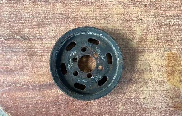Volkswagen PASSAT B5 Power steering pump pulley 028145255F