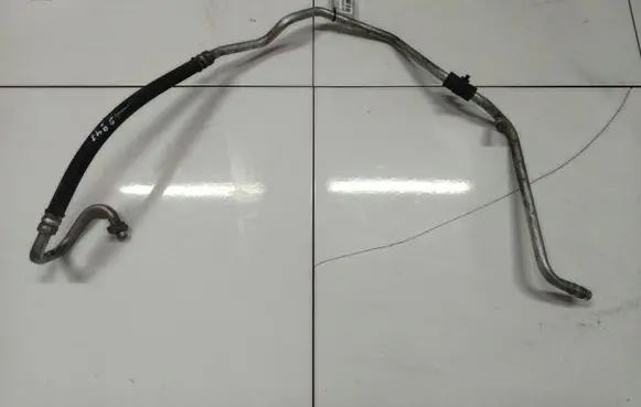 Air conditioning (A/C) pipe/hose