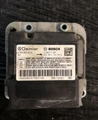 Mercedes-Benz Sprinter W906 Airbag control unit/module A0009004802