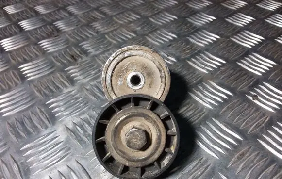 Fiat Bravo - Brava Generator/alternator belt tensioner