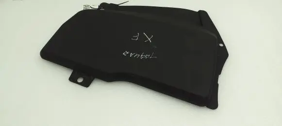 Jaguar XF Fuse box cover 8X23F01590A