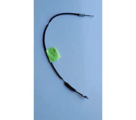 Land Rover Discovery 4 - LR4 Front door cable line 