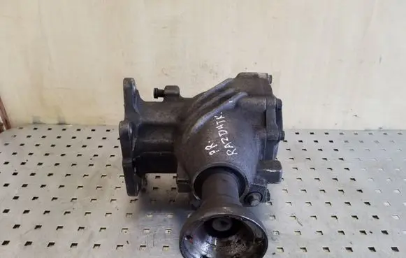 Volvo XC70 Gearbox transfer box case 30700016