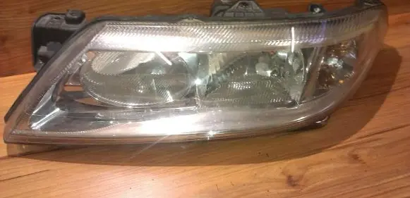 Renault Laguna II Headlight/headlamp 8200002846 89004689
