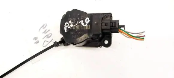 Chevrolet Cruze Air flap motor/actuator 52433779R0