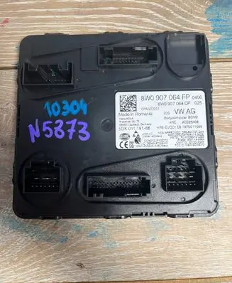 Audi Q8 Central body control module 8W0907064FP 8W0907064DP