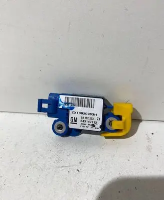 Opel Tigra B Airbag deployment crash/impact sensor 93162253 343149712 70020983H