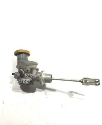 Subaru Forester SH Clutch master cylinder 