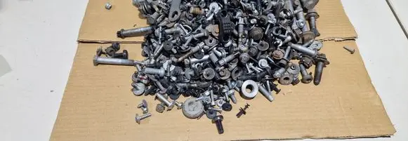 BMW 7 F01 F02 F03 F04 Nuts/bolts 