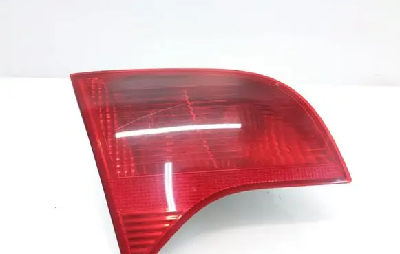 Audi A4 S4 B7 8E 8H Tailgate rear/tail lights 8E9945093