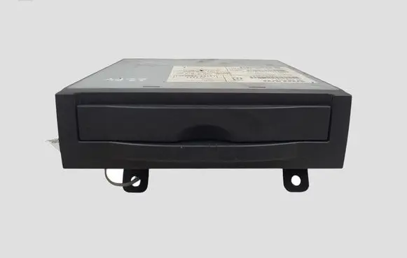Volvo V50 Navigation unit CD/DVD player 31215512 79059202 30752407