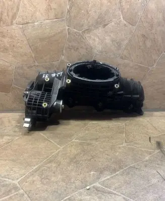 Mercedes-Benz C W204 Intake manifold A6510900037